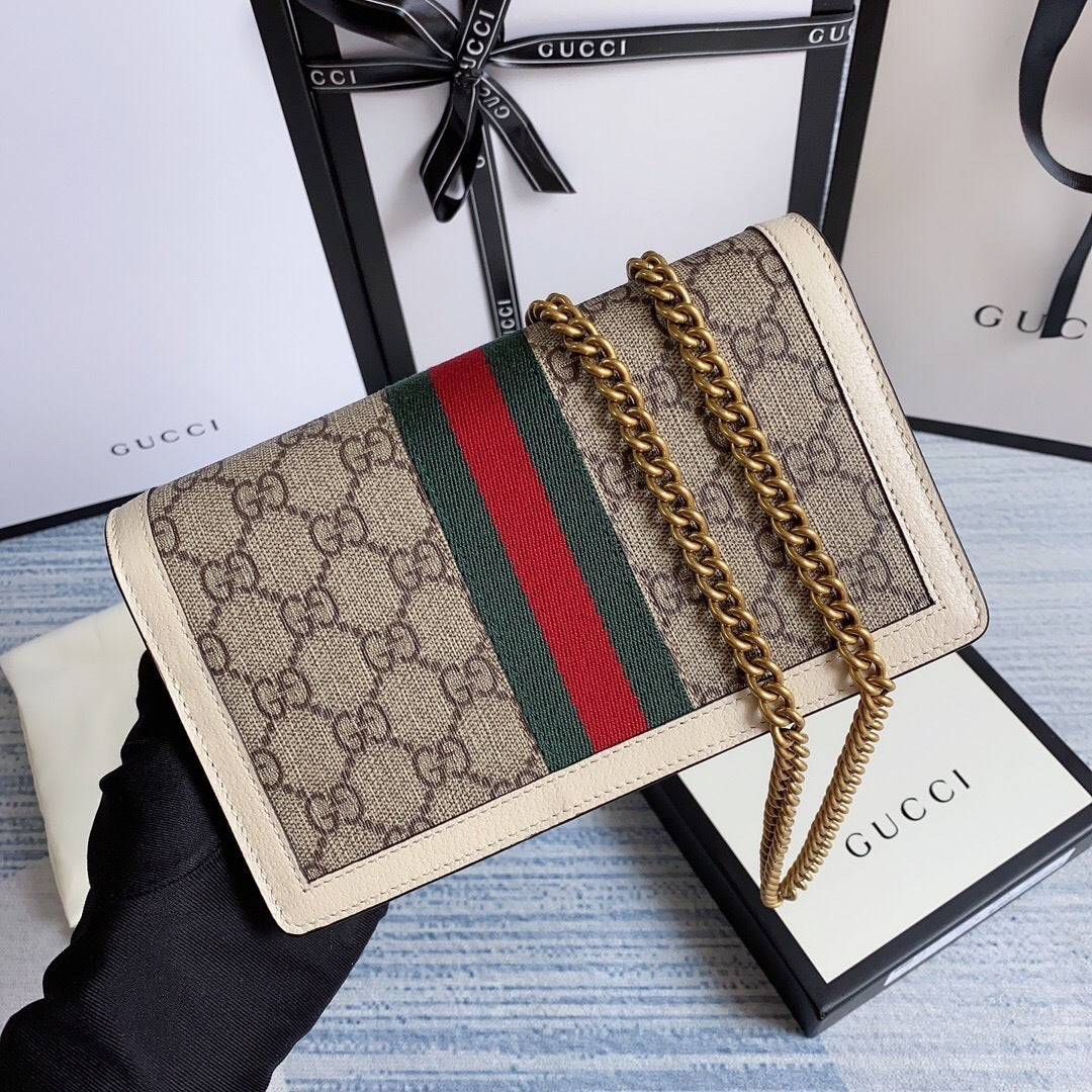 Bolsa Carteira com Corrente Gucci – GG Bee (bege)
