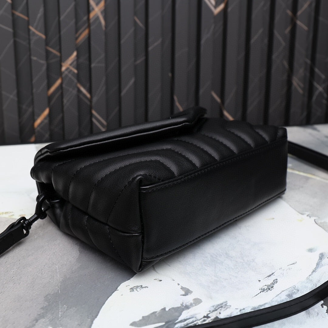 Bolsa Tiracolo Feminina Saint Laurent – Preta Matelassê Chevron (All Black)