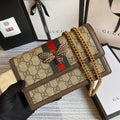 Bolsa Carteira com Corrente Gucci – GG Bee