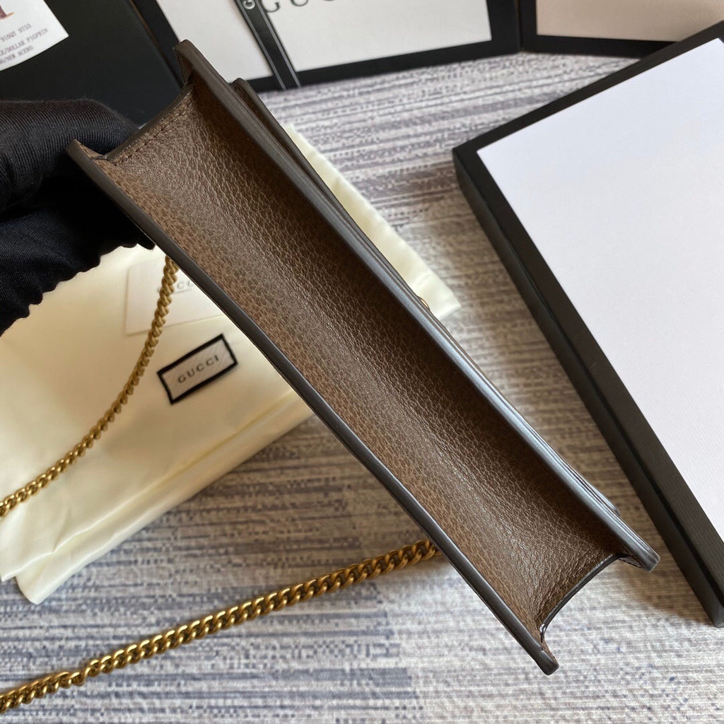 Bolsa Carteira com Corrente Gucci – GG Bee