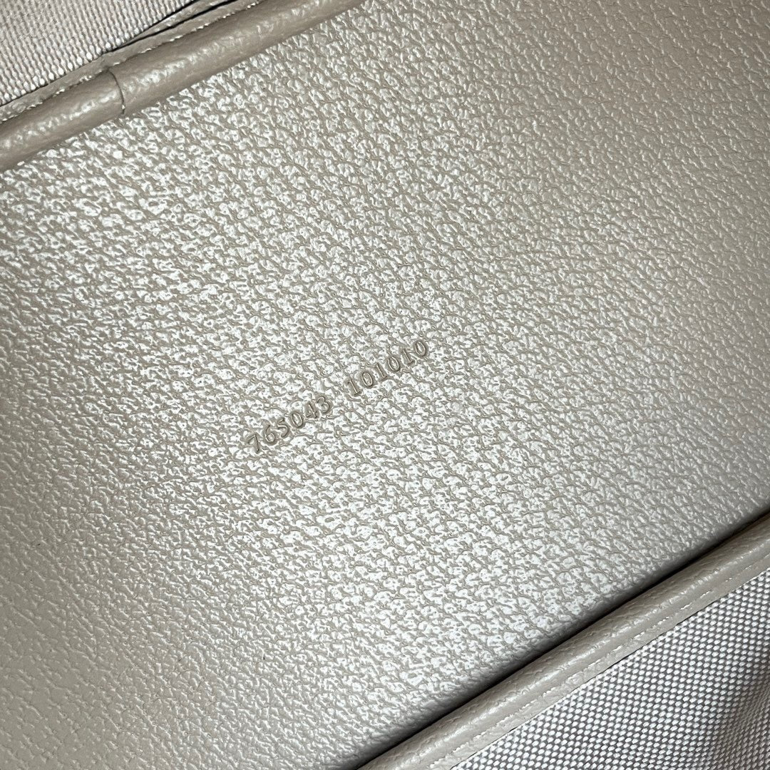 Bolsa Tote Gucci – GG Supreme Bege Claro