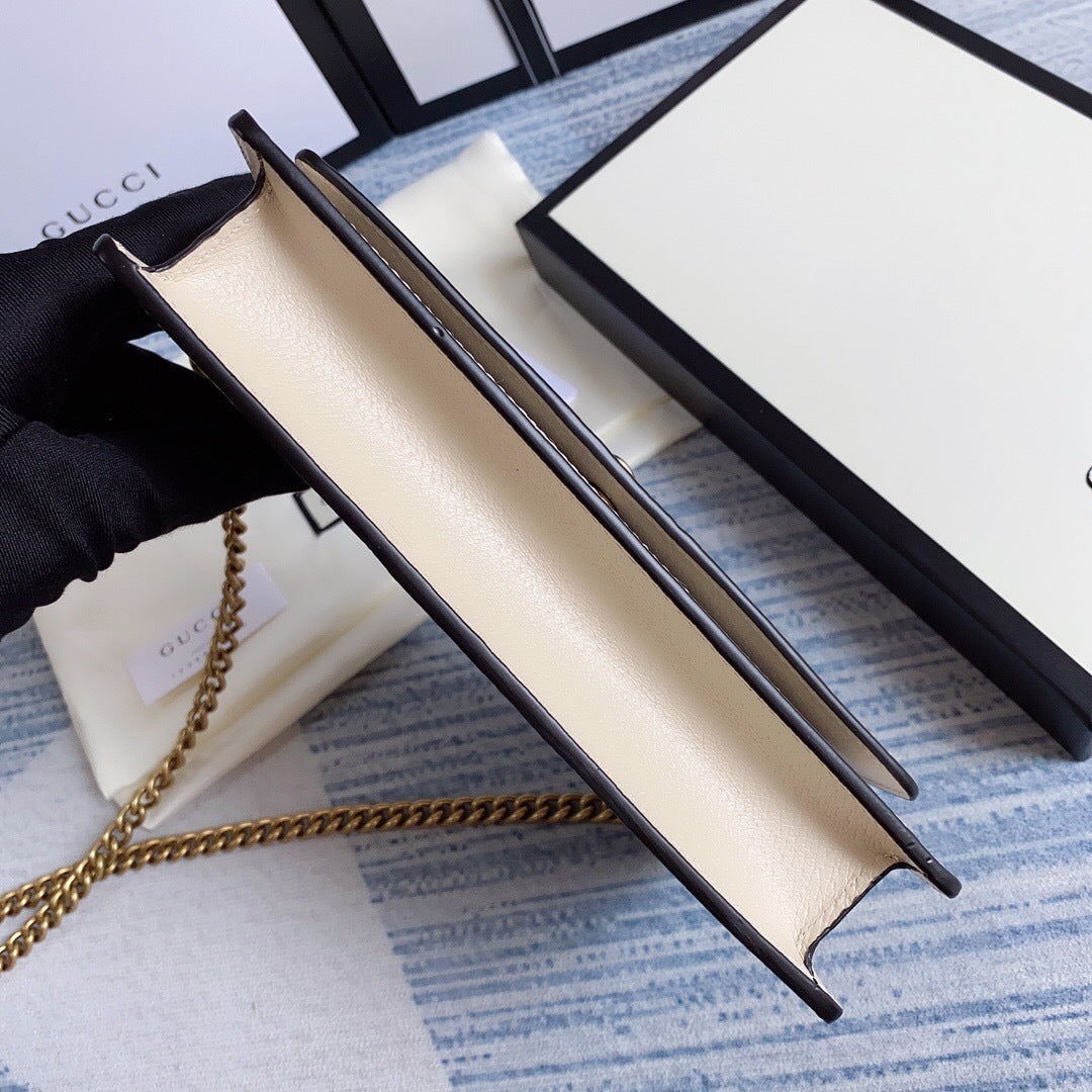 Bolsa Carteira com Corrente Gucci – GG Bee (bege)