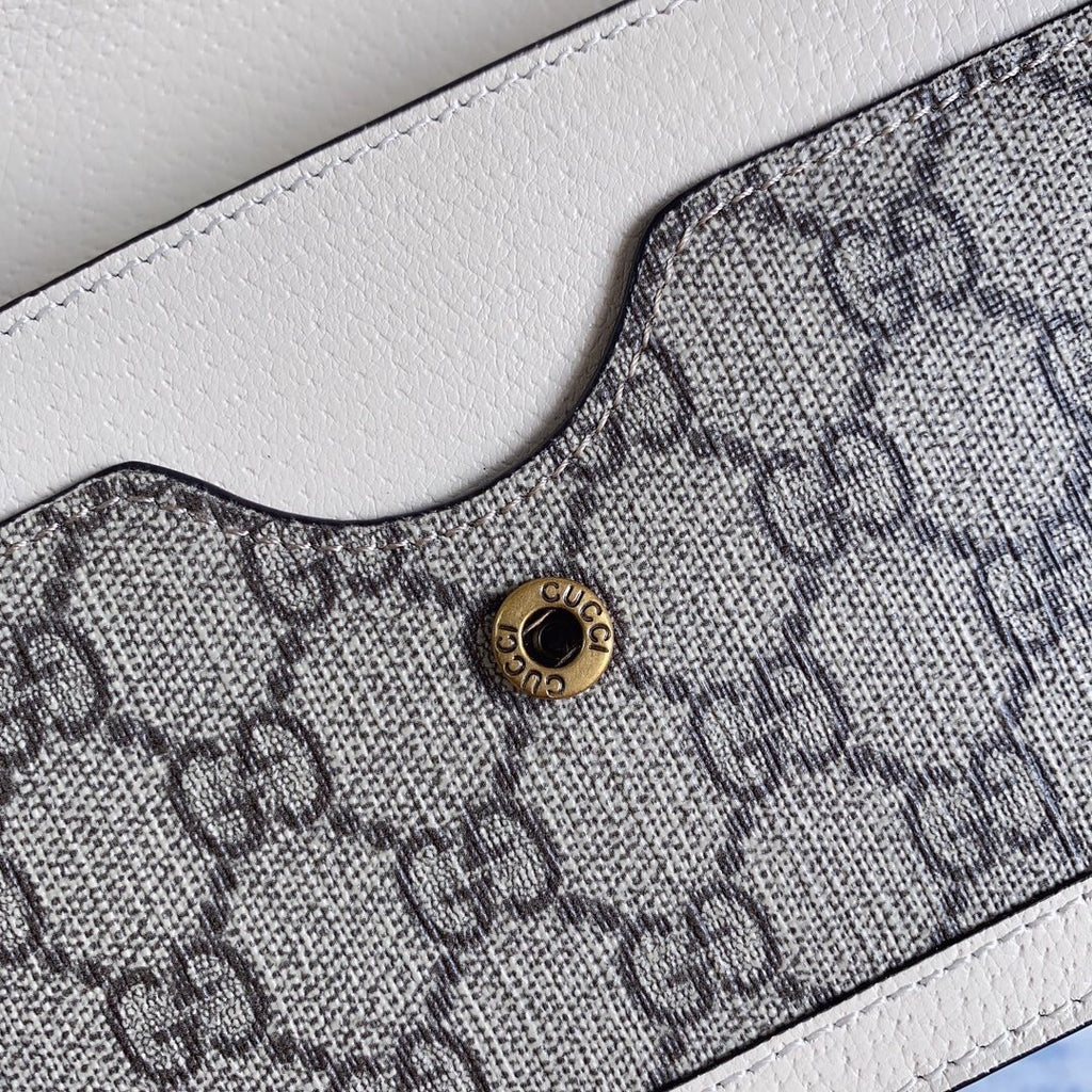 Bolsa Carteira com Corrente Gucci – GG Bee (bege)