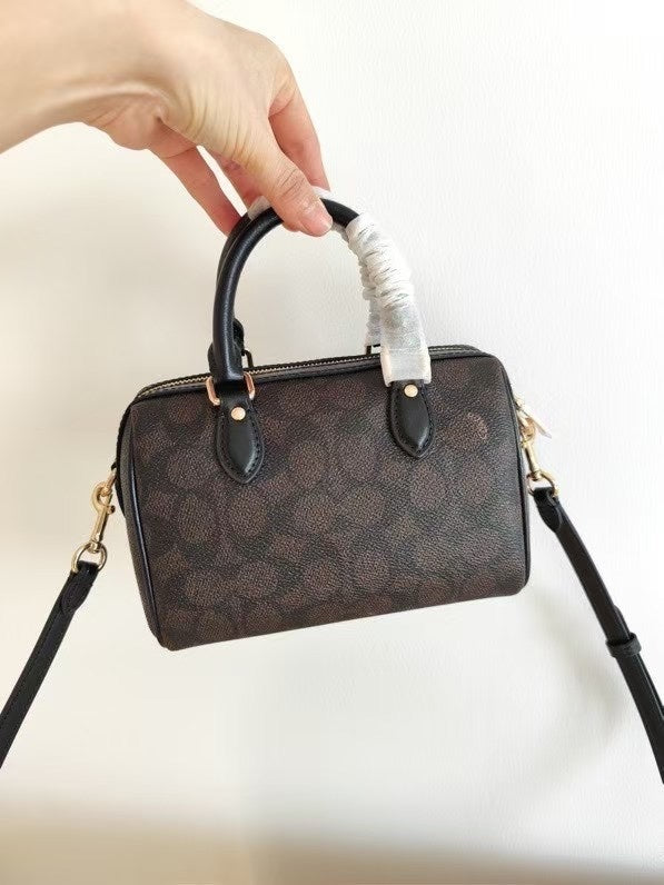 Bolsa Feminina Coach Mini Satchel – Marrom Monograma